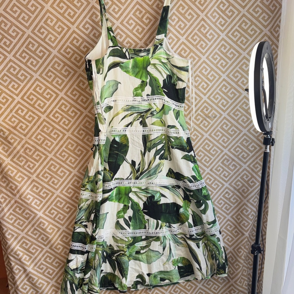 Gianni Bini Green Leaf Print Dress - Picture 8 of 12